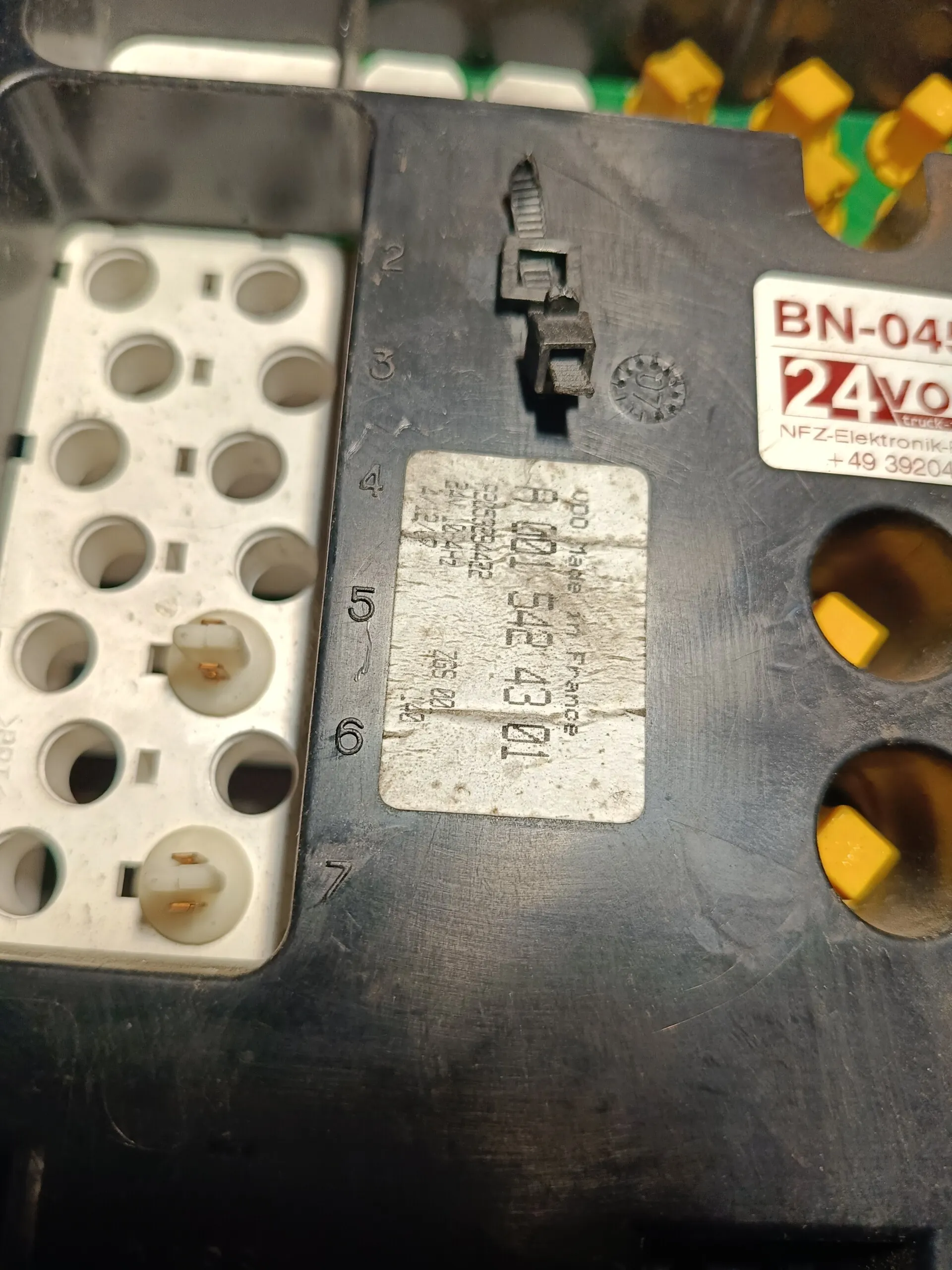 панель приборов A0015424301 Mercedes-Benz Vario