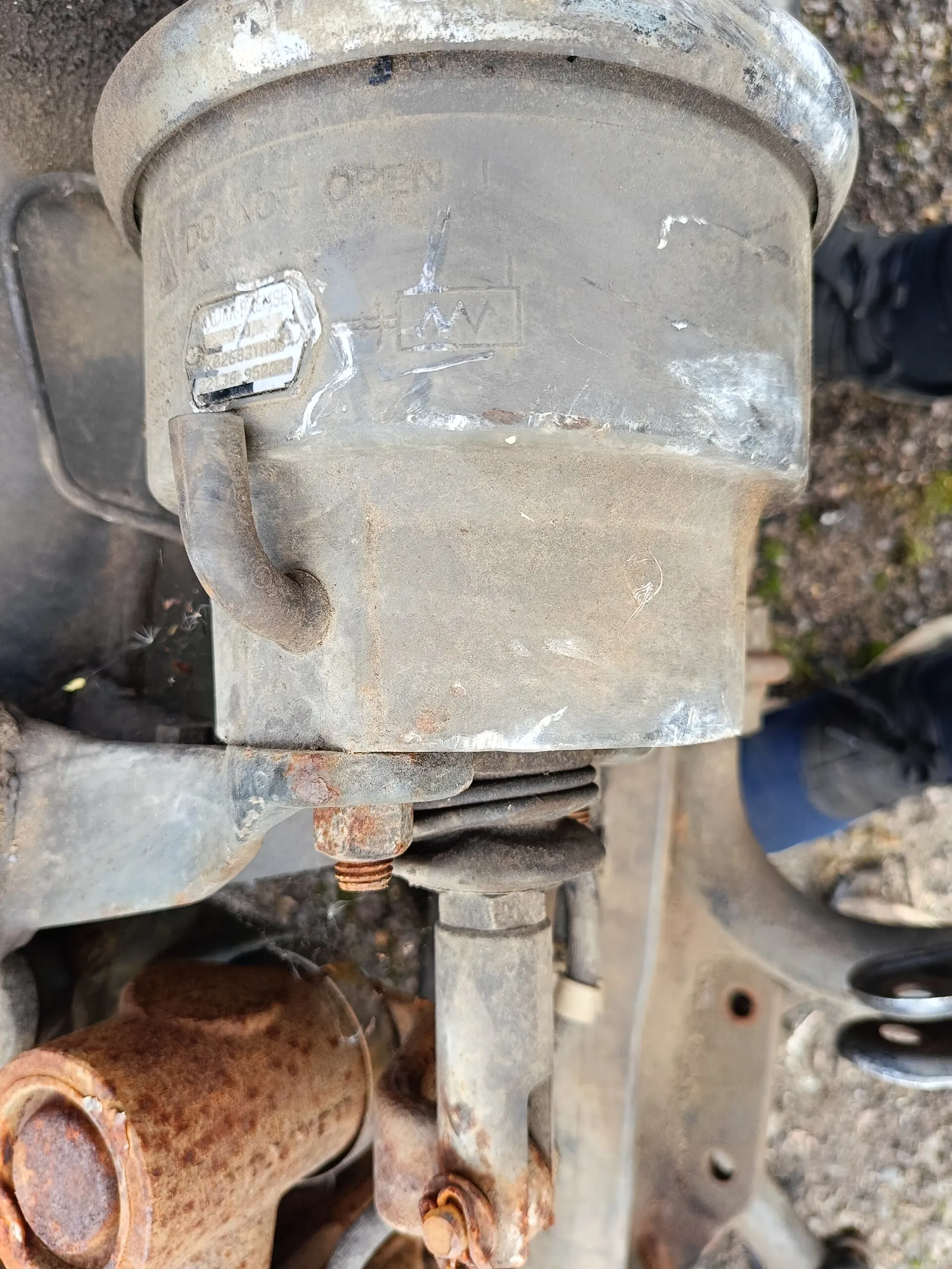 Задний энергоаккумулятор Мерседес-Бенц Варио