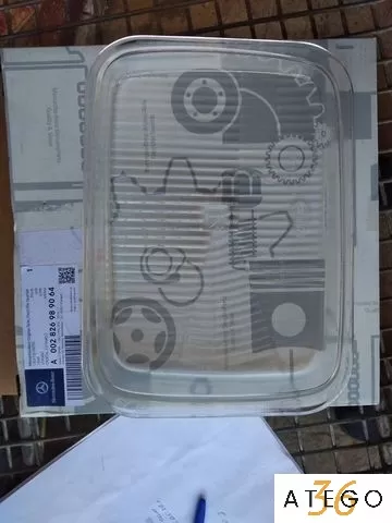 Стекло фары Мерседес-Бенц 608-1517