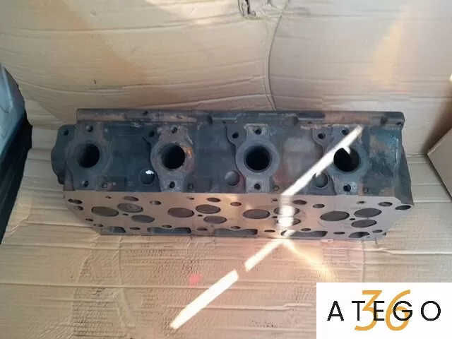 Головка блока цилиндров Mercedes OM904LA б/у
