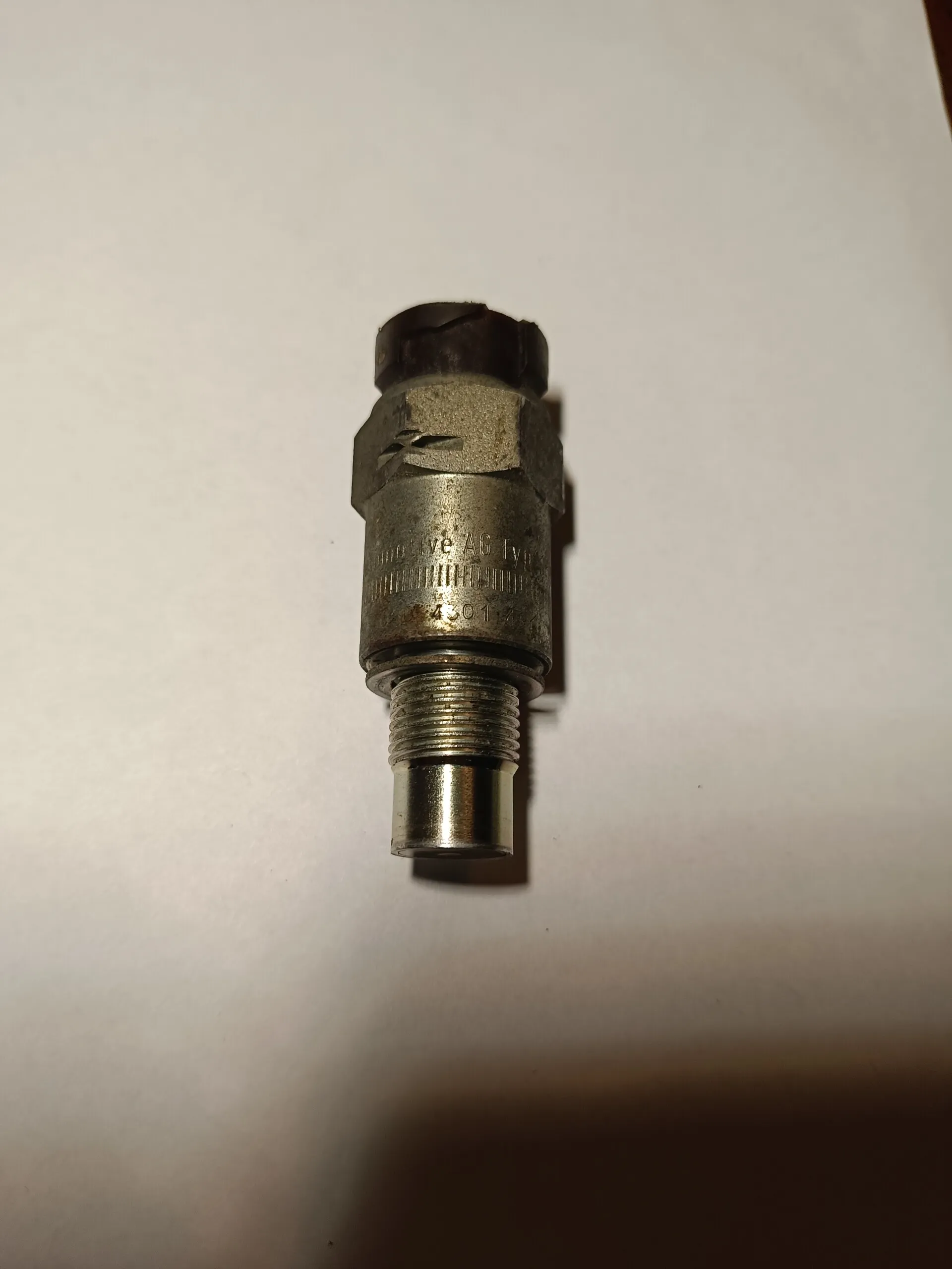 датчик скорости 81.27421-0136 б/у