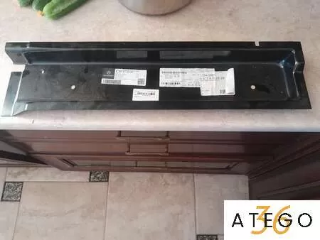 9736110629  крепление панели пола Мерседес-Бенц Атего