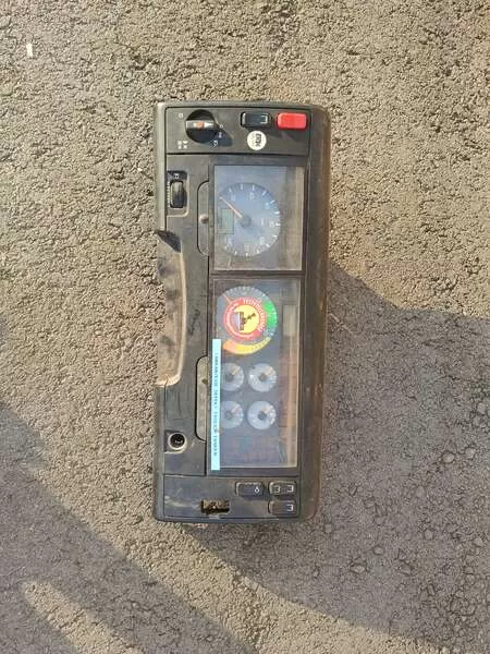 0005427201 щиток приборов Мерседес Варио