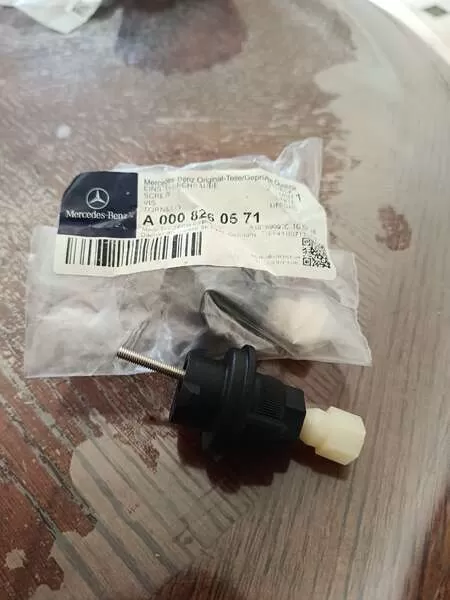 A0008260571 корректор фар